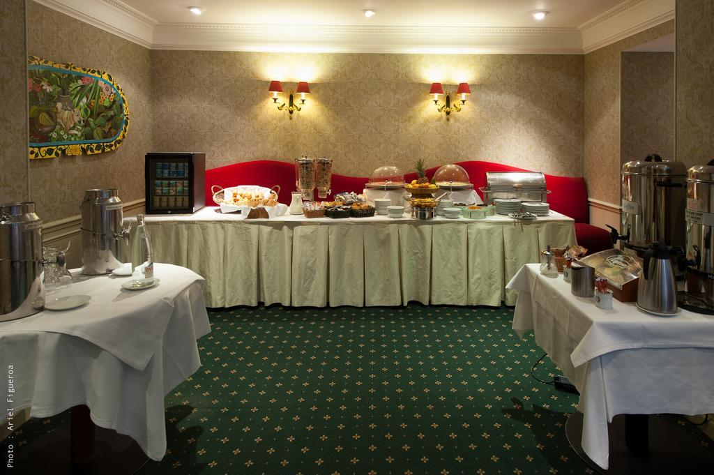 Hotel Restaurant Napoleon Фонтенбло Экстерьер фото